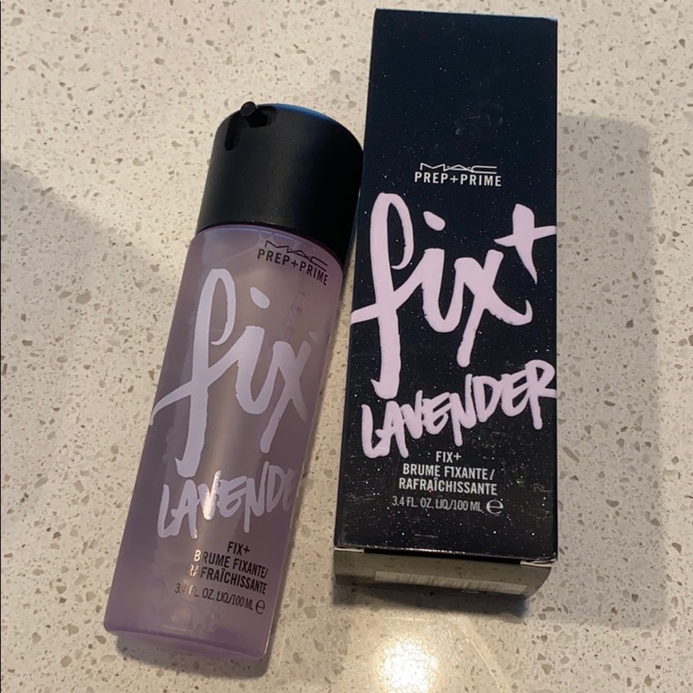 MAC prep and prime spray